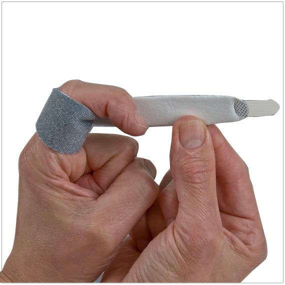 3pp Flexion Wrap helps restore full finger motion quickly. The soft, non-slip wrap around design allows for a comfortable, gentle stretch to help make it easier to bend your stiff, swollen fingers.
